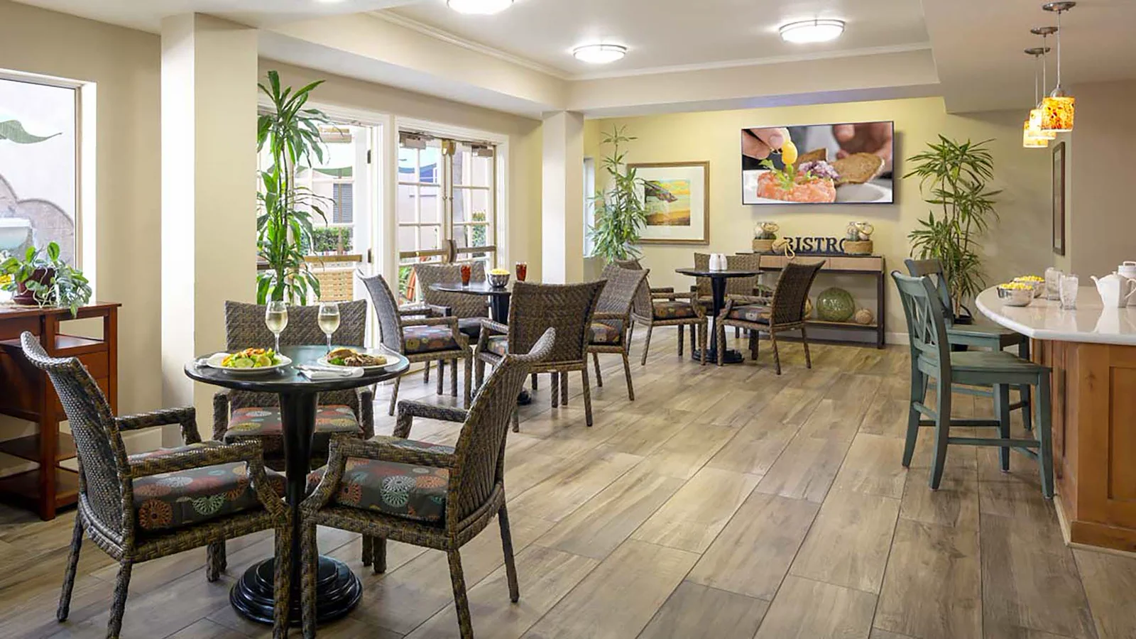 Image of Atria Newport Plaza (4)