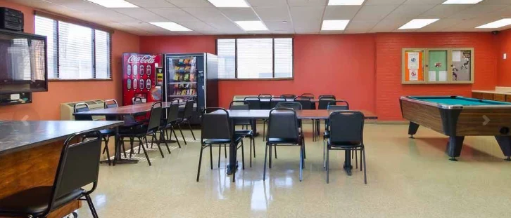 Image of Aperion Care Chicago Heights (3)