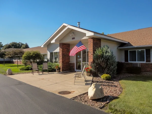 Image of Laurel Manor (1)