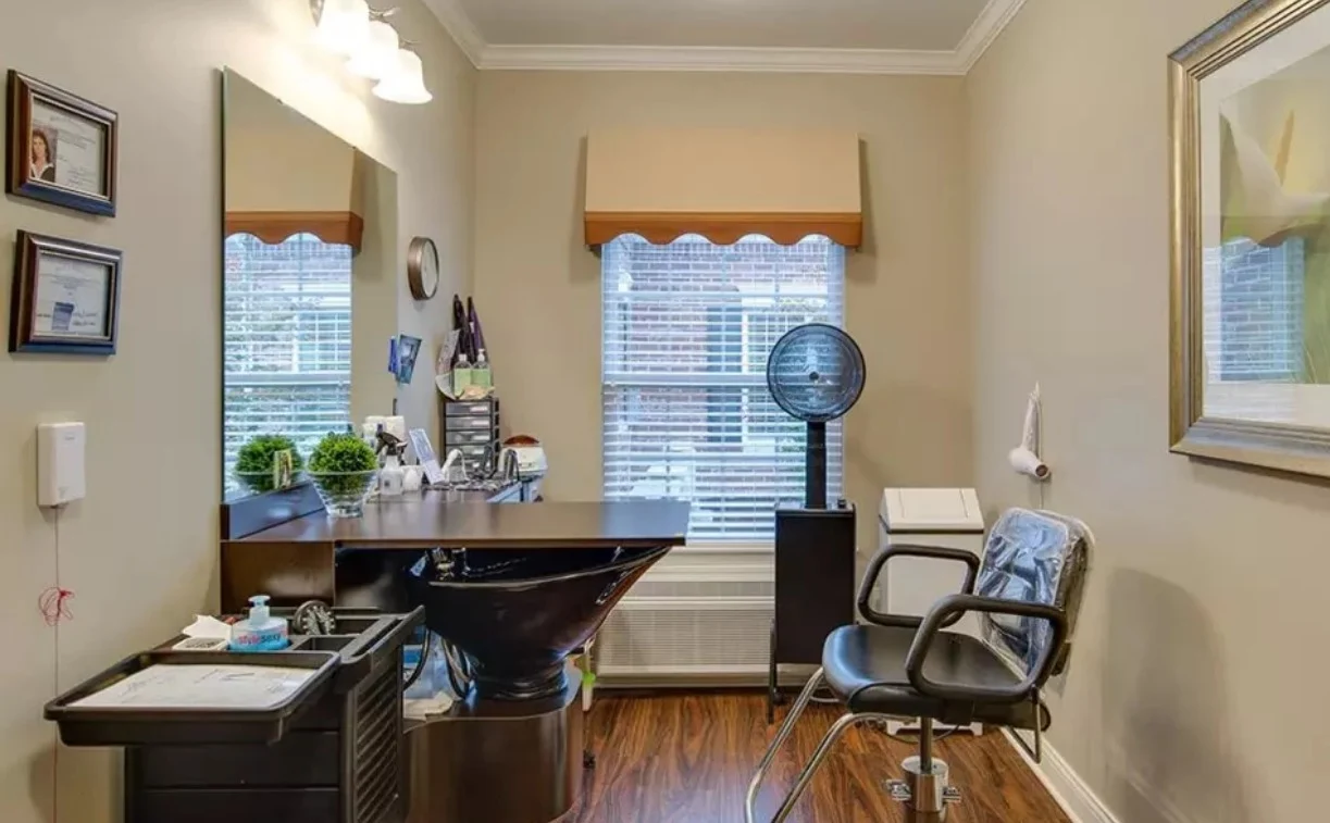 Image of Azalea Court Senior Living (5)