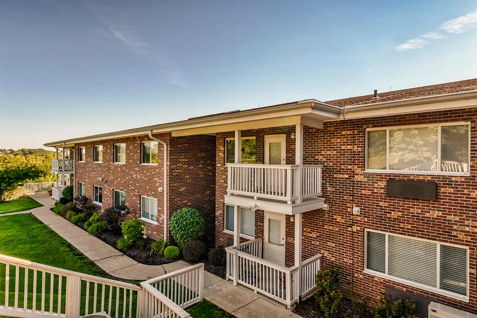 Image of Autumn View Gardens (9)