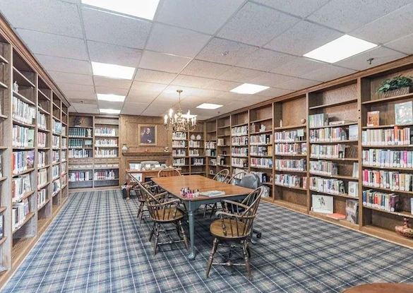 Image of Woodlake Care Center (4)