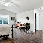 Marlton Gardens Gracious Retirement Living Hawthorn Senior Independent Living in Marlton, New Jersey apartment bedroom