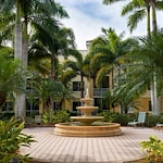 Image of The Carlisle Naples (9)