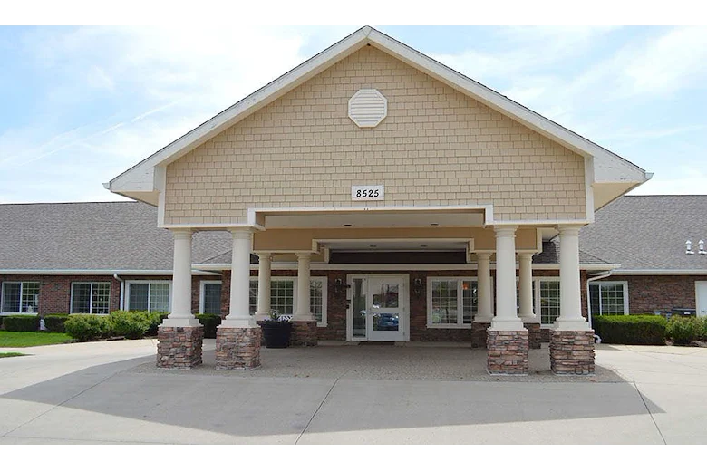 Image of Glen Oaks Alzheimer’s Special Care Center (1)