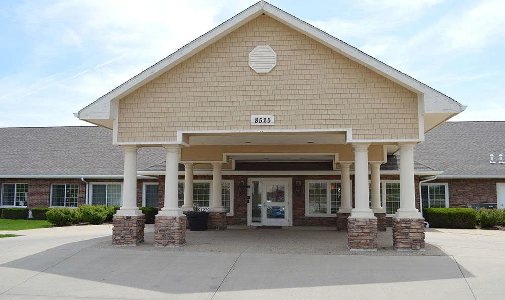 Image of Glen Oaks Alzheimer’s Special Care Center (1)
