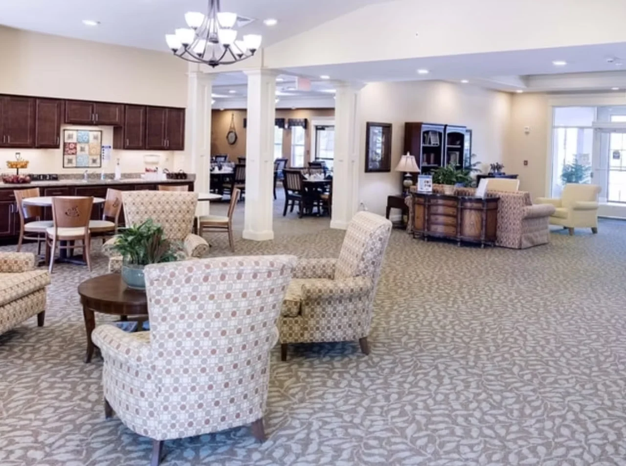 Image of Oak Pointe of Neosho (2)