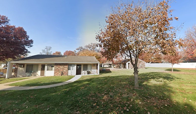 Image of Oskaloosa Retirement - Shady Lodge (1)