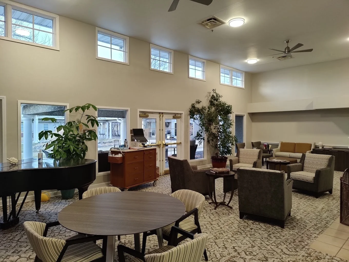 Image of Colonial Oaks at Leawood (3)