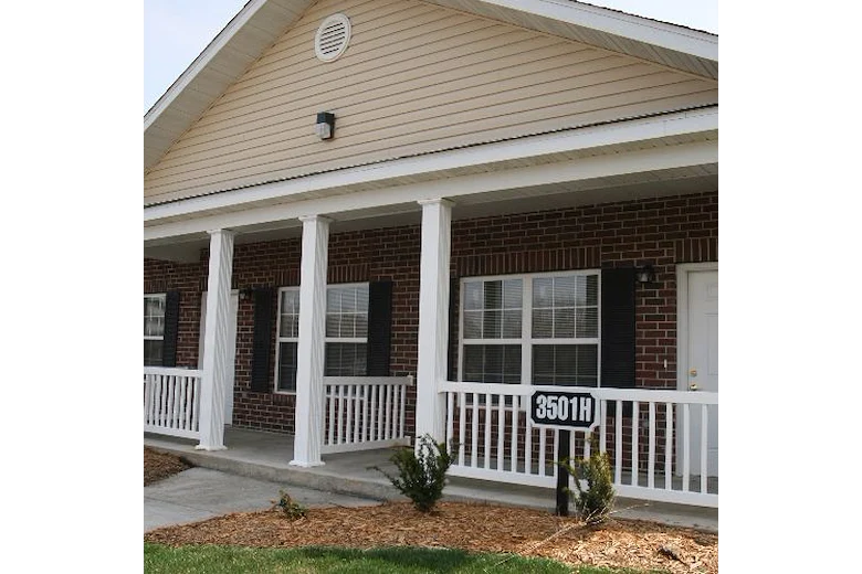 Image of Chapel Hill Commons I (8)