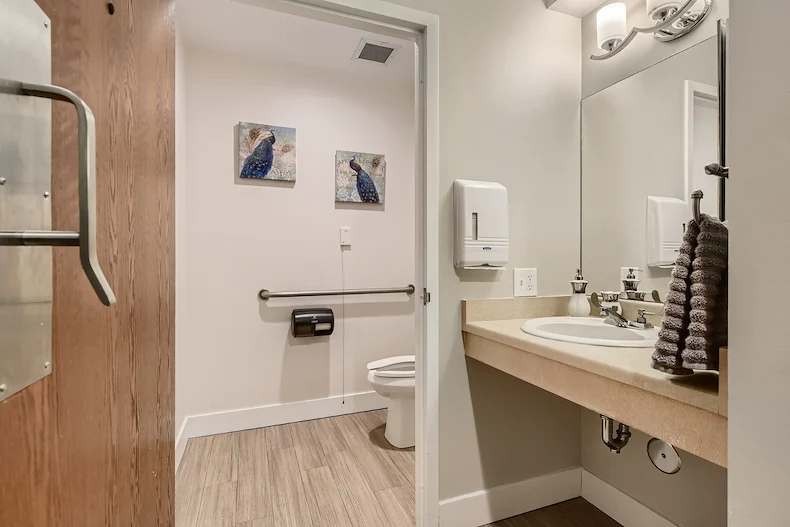 Image of The Suites at Someren Glen Care Center (5)