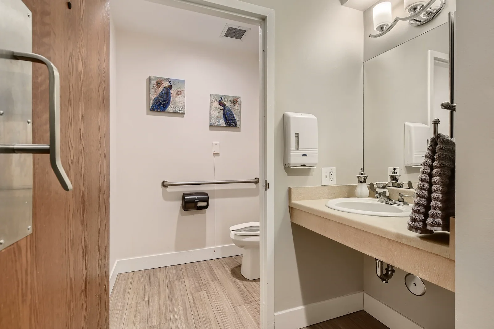 Image of The Suites at Someren Glen Care Center (5)