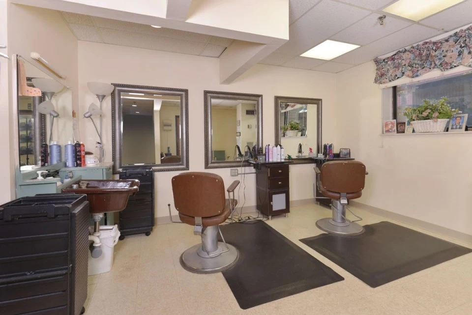 Image of Gates Mills Club Senior Living (9)