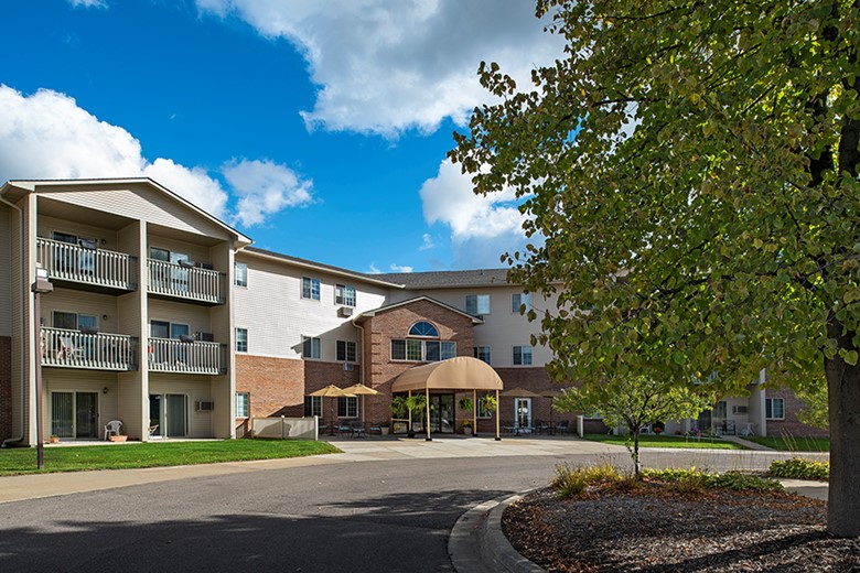 Image of American House Southgate Senior Living (1)