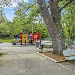 Image of Pinecrest Manor (4)