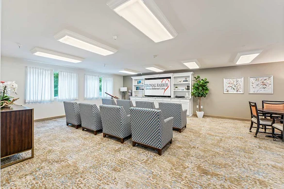 Colonial Harbor Gracious Retirement Living Hawthorn Senior Independent Living in Yorktown, Virginia living room