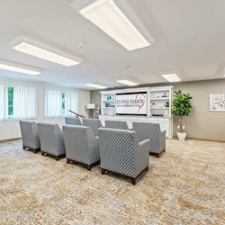 Colonial Harbor Gracious Retirement Living Hawthorn Senior Independent Living in Yorktown, Virginia living room