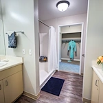 Image of Creston Village (8)