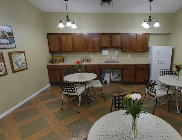 Image of Royalton Manor (7)