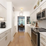 Image of Lake Forest Place (5)