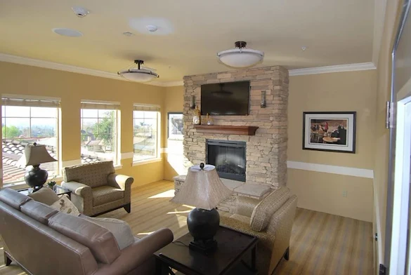 Image of Brightwater Senior Living of Highland (6)