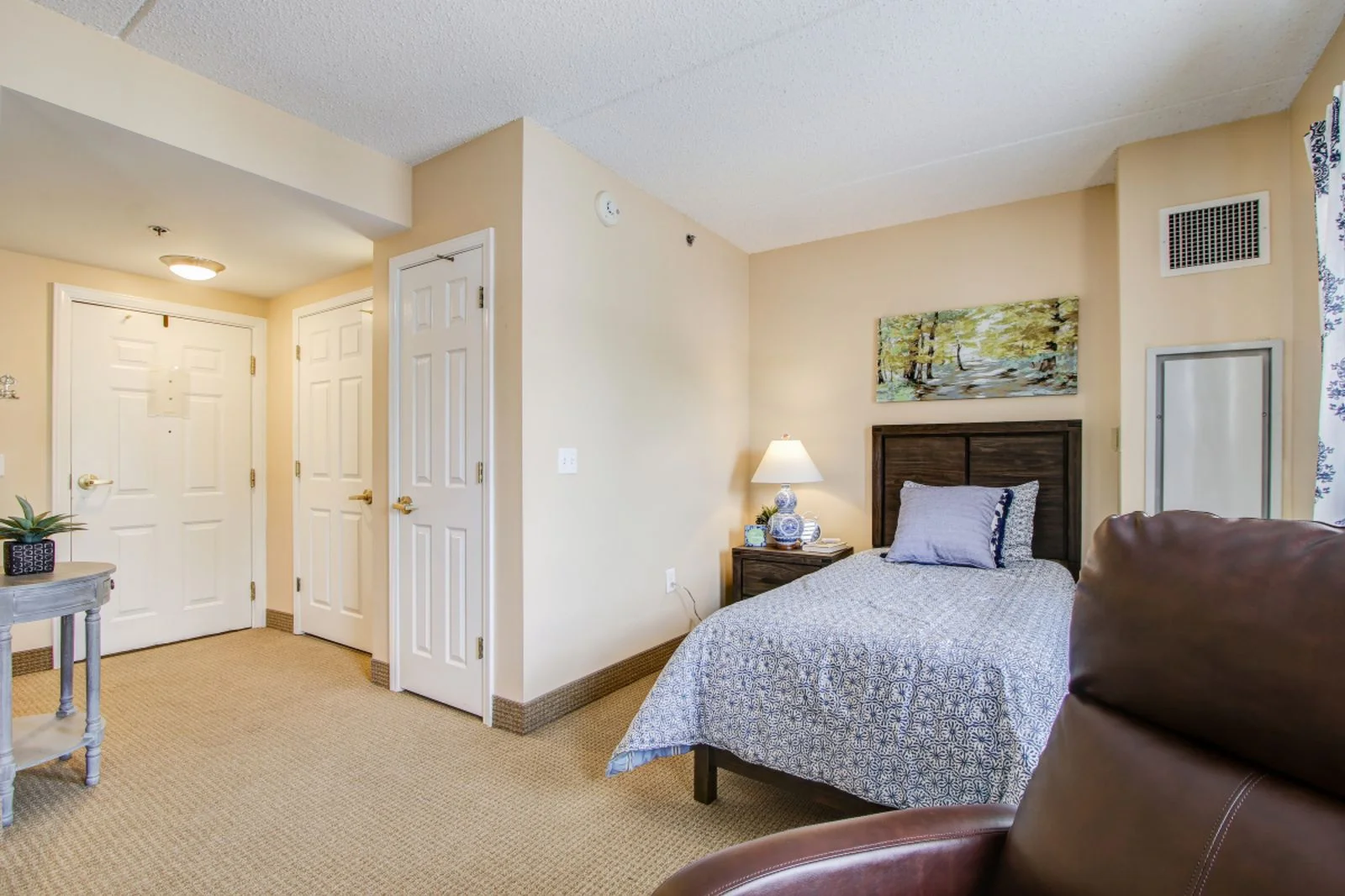 Image of Charter Senior Living of Woodholme Crossing (6)