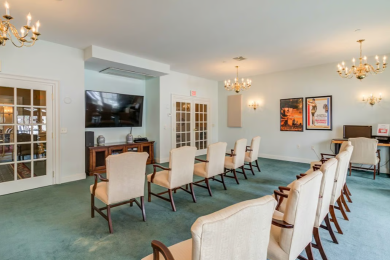 Image of Commonwealth Senior Living at Haddam (5)