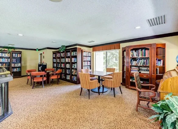 Image of Vista Corona Senior Living (3)