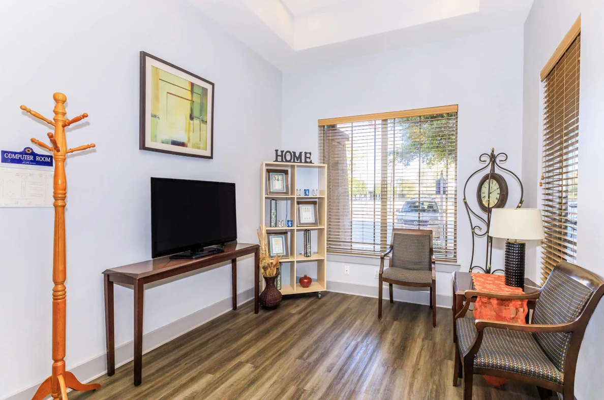 Image of Palacio Del Sol Senior Apartments (5)