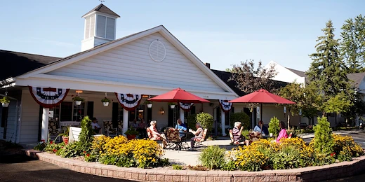American House Elmwood, senior living community offering independent living, assisted living, memory care, and respite care in Rochester Hills, MI, front exterior