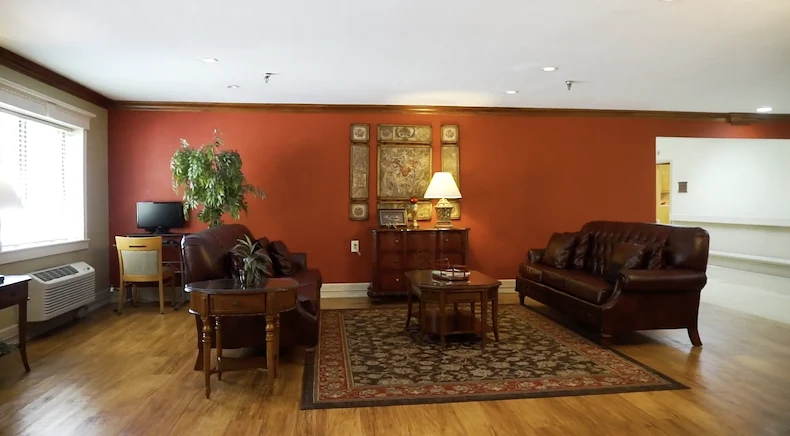 Image of Letcher Manor (6)