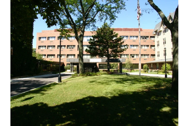 Image of Norwood Crossing (1)