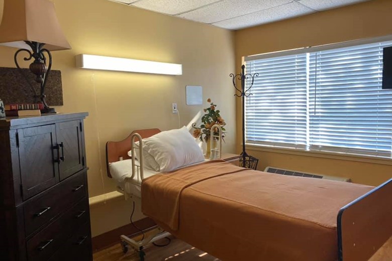 Image of Deerings Nursing And Rehabilitation Lp (6)