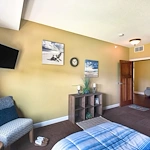 Image of Water’s Edge Senior Living (7)