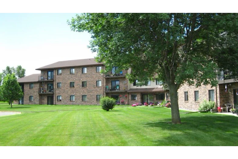 Image of Briarwood Apartments (1)