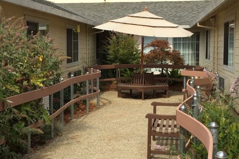 Image of Oakwood Meadows Assisted Living (2)