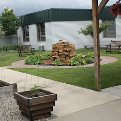 Image of Miller's Merry Manor Garrett (2)