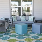 Banyan Reserve Seniors, senior living community offering active adult living and independent living in Lakeland, FL, comfortable outdoor seating area