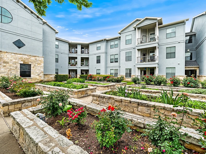 Image of Chateau McKinney (10)