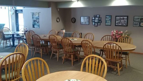 Image of Blaine Courts (3)