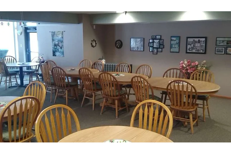 Image of Blaine Courts (3)