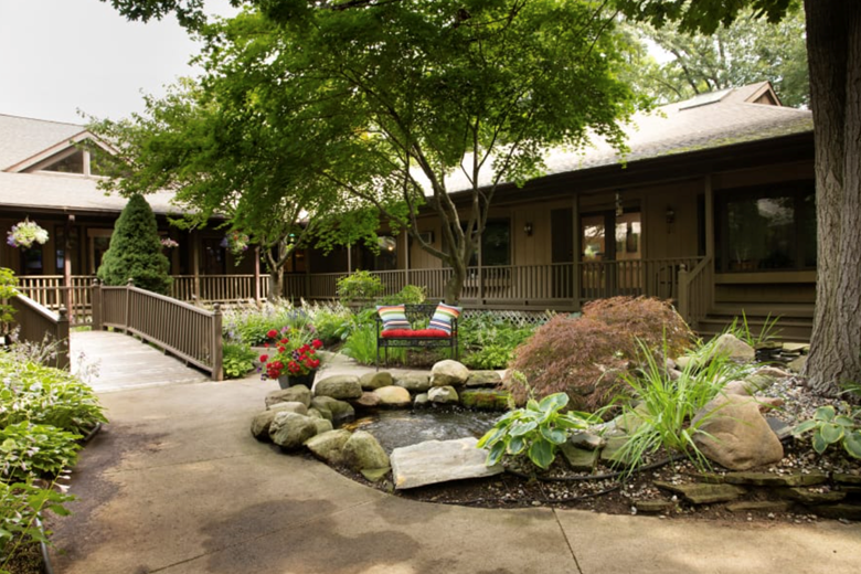 Image of Lakeshore Woods (9)