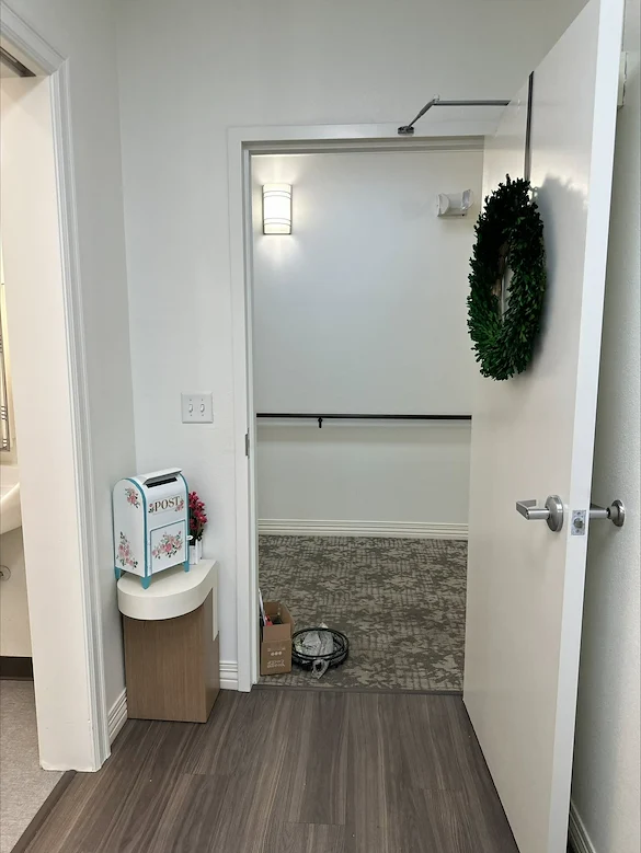 Image of Elana's Manor Senior Living (2)