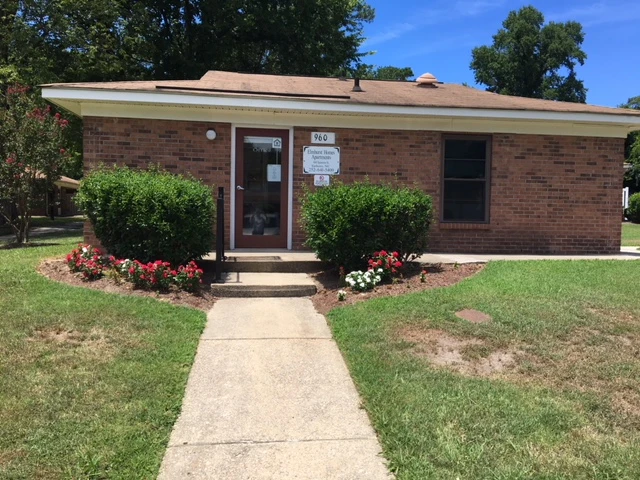 Image of Elmhurst Apartments (4)