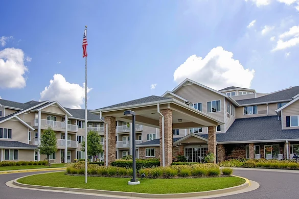 Image of Holiday Jackson Oaks (1)