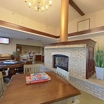 Image of Senior Suites At Century Farms (8)