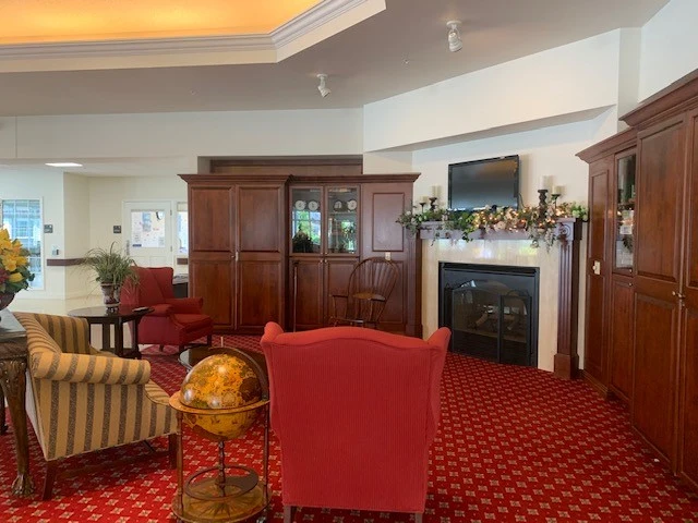 Image of Peabody Manor (7)