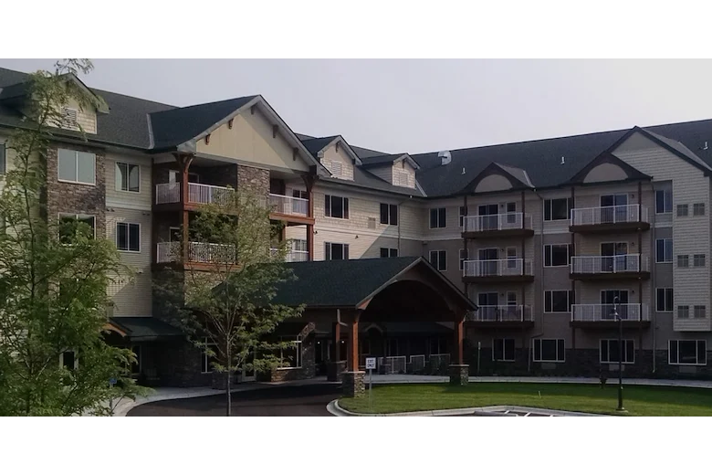 Image of Savage Senior Living at Fen Pointe (1)