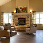 Magnolia Court Hunts room 