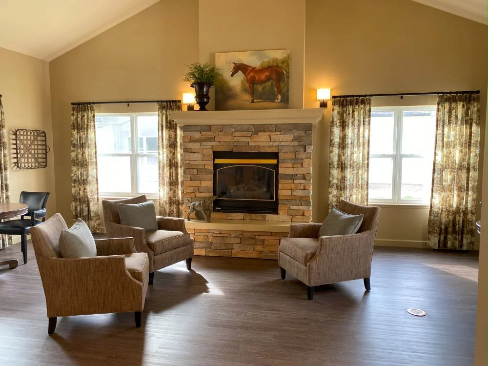 Magnolia Court Hunts room 